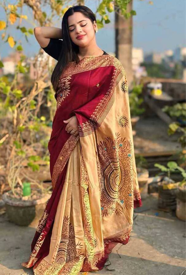 প্রিমিয়াম ধুপিয়ান সিল্ক শাড়ি